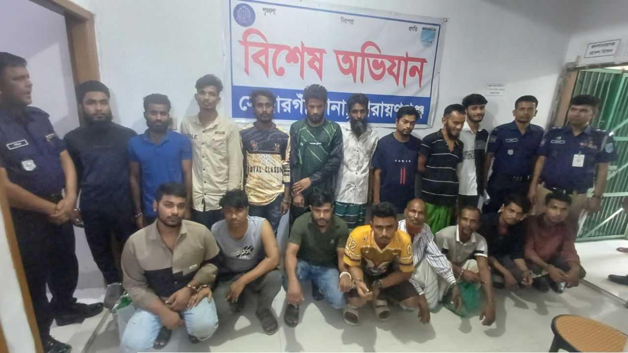 সোনারগাঁয়ে পুলিশের বিশেষ অভিযান: ৫১ পিস ইয়াবাসহ ইয়াবাসহ গ্রেফতার ১৭গ্রেফতার ১৭ 