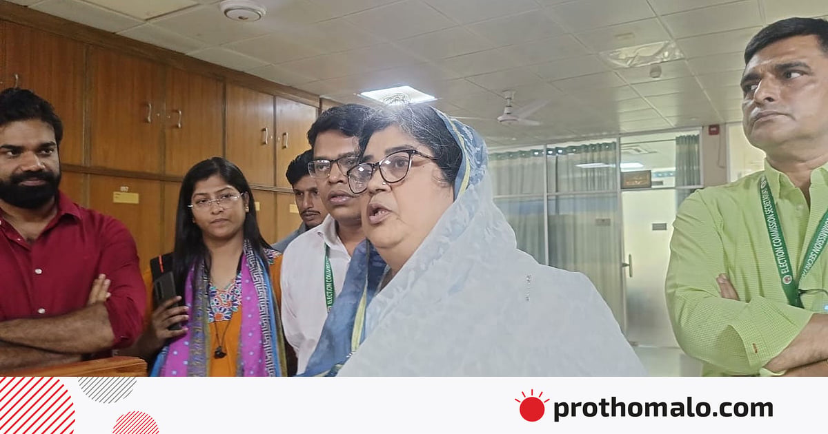 বিএনপির সংরক্ষিত নারী আসনের উপনির্বাচনে এলিজার মনোনয়নপত্র জমা